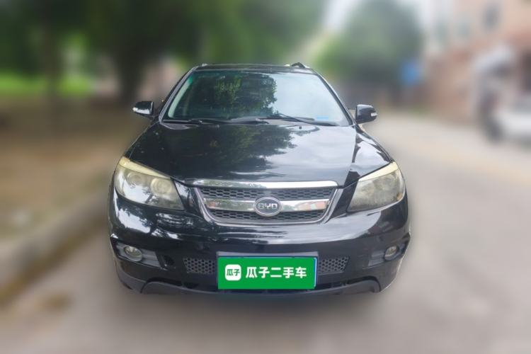 Used BYD S6 2014 1.5TI Manual Luxury 5-Seater Front