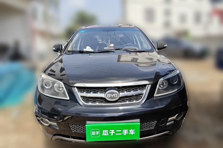 Used BYD S6 2014 2.0L Manual Luxury 5-Seater Front