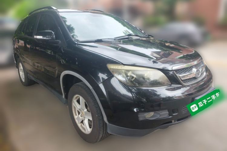 Used BYD S6 2014 1.5TI Manual Luxury 5-Seater Front Right 45 Deg