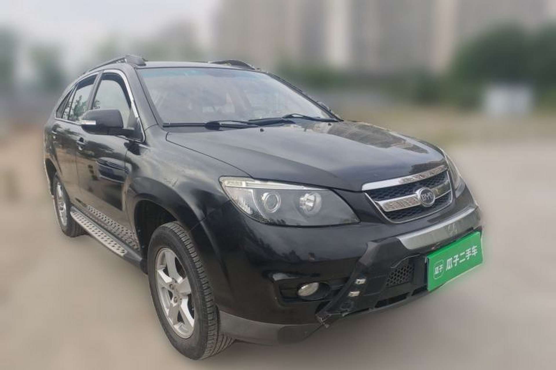 Used BYD S6 2014 1.5TI Manual Luxury 5-Seater Front Right 45 Deg