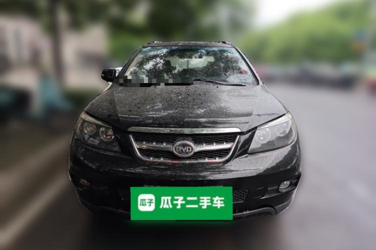 Used BYD S6 2014 2.0L Manual Luxury 5-Seater Front