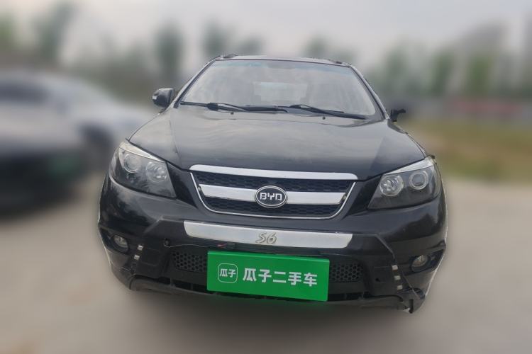 Used BYD S6 2014 1.5TI Manual Luxury 5-Seater Front
