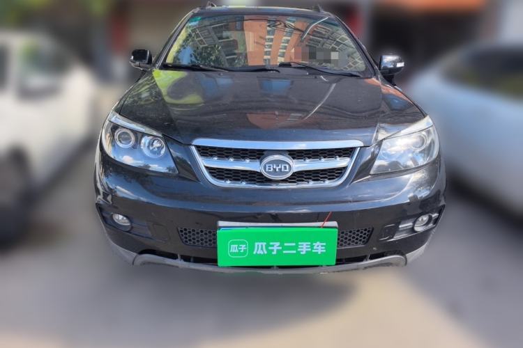 Used BYD S6 2014 2.0L Manual Luxury 5-Seater Front