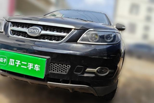Used BYD S6 2014 2.0L Manual Luxury 5-Seater