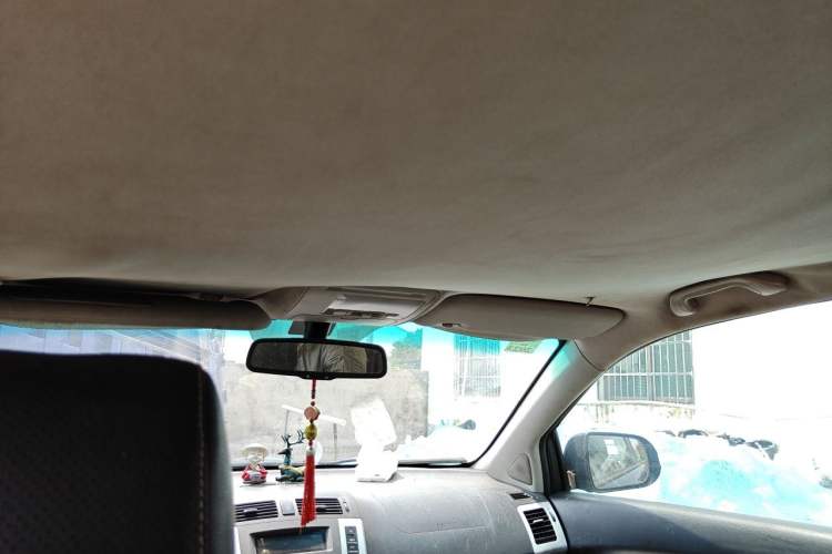 Used BYD S6 2014 2.0L Manual Luxury 5-Seater Headliner