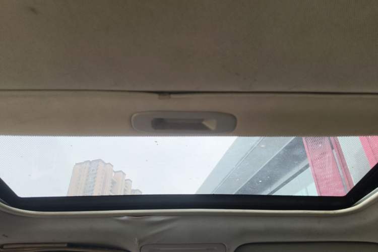 Used BYD S6 2014 2.4L Automatic Prestige 5-Seater Headliner