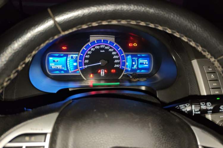 Used BYD S6 2014 2.0L Manual Elite Version 5 Seats Instrument Cluster