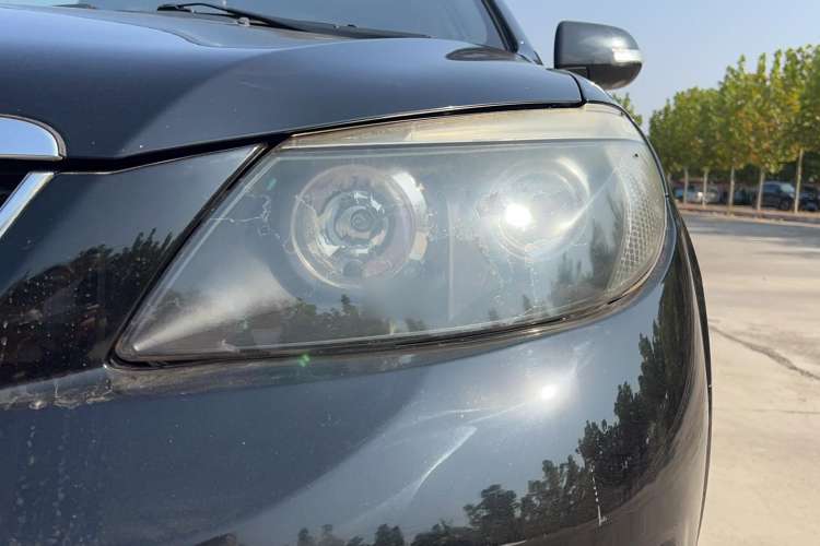 Used BYD S6 2014 2.0L Manual Luxury 5-Seater Left Front Headlight
