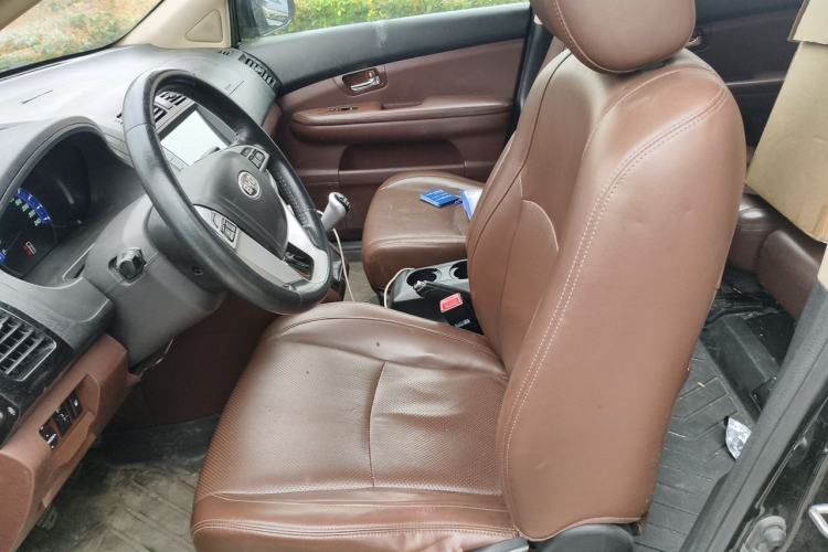 Used BYD S6 2014 2.0L Manual Luxury 5-Seater Left Front Seat