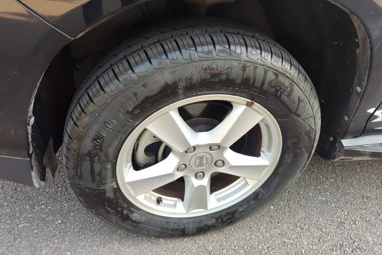 Used BYD S6 2014 2.4L Automatic Prestige 5-Seater Left Front Wheel Hub