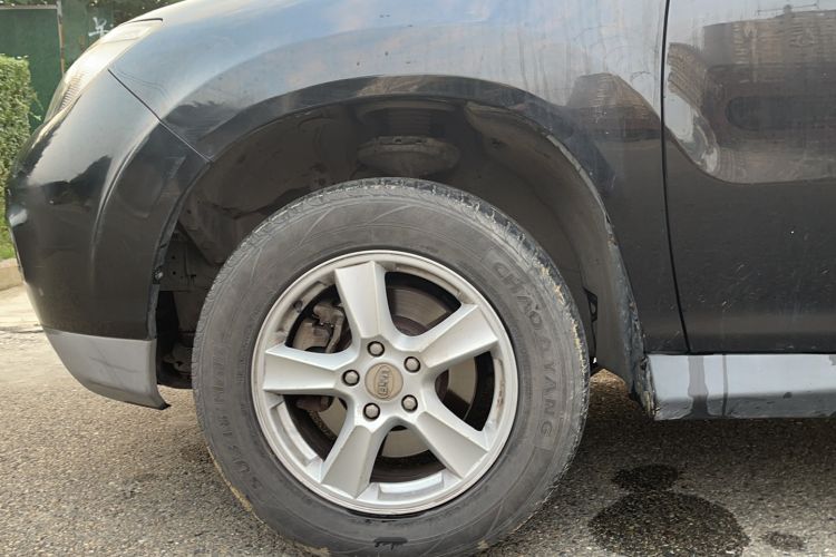 Used BYD S6 2014 1.5TI Manual Luxury 7-Seater Left Front Wheel Hub