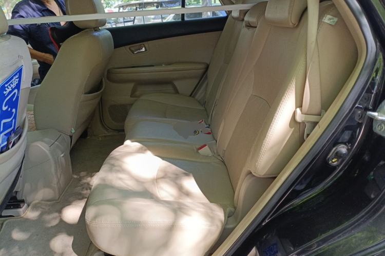 Used BYD S6 2014 2.0L Manual Luxury 5-Seater Left Rear Seat