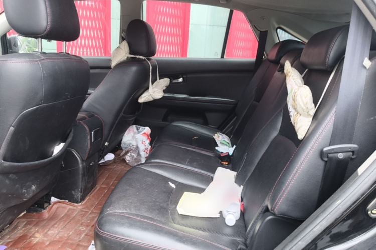 Used BYD S6 2014 2.4L Automatic Prestige 5-Seater Left Rear Seat