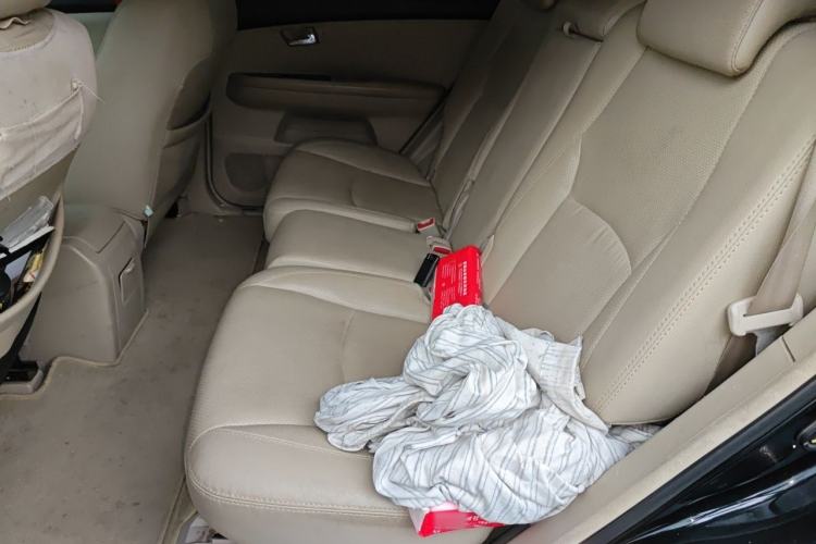 Used BYD S6 2014 2.0L Manual Luxury 5-Seater Left Rear Seat