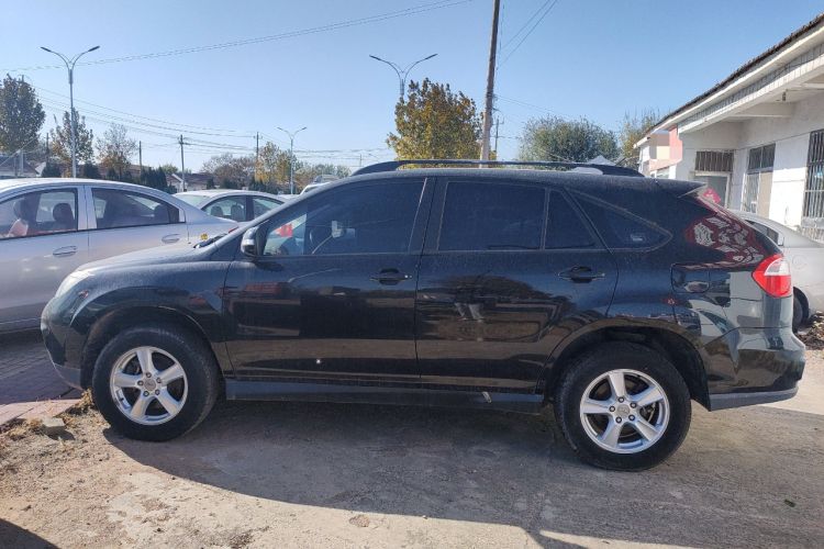 Used BYD S6 2014 2.0L Manual Luxury 5-Seater Left Side