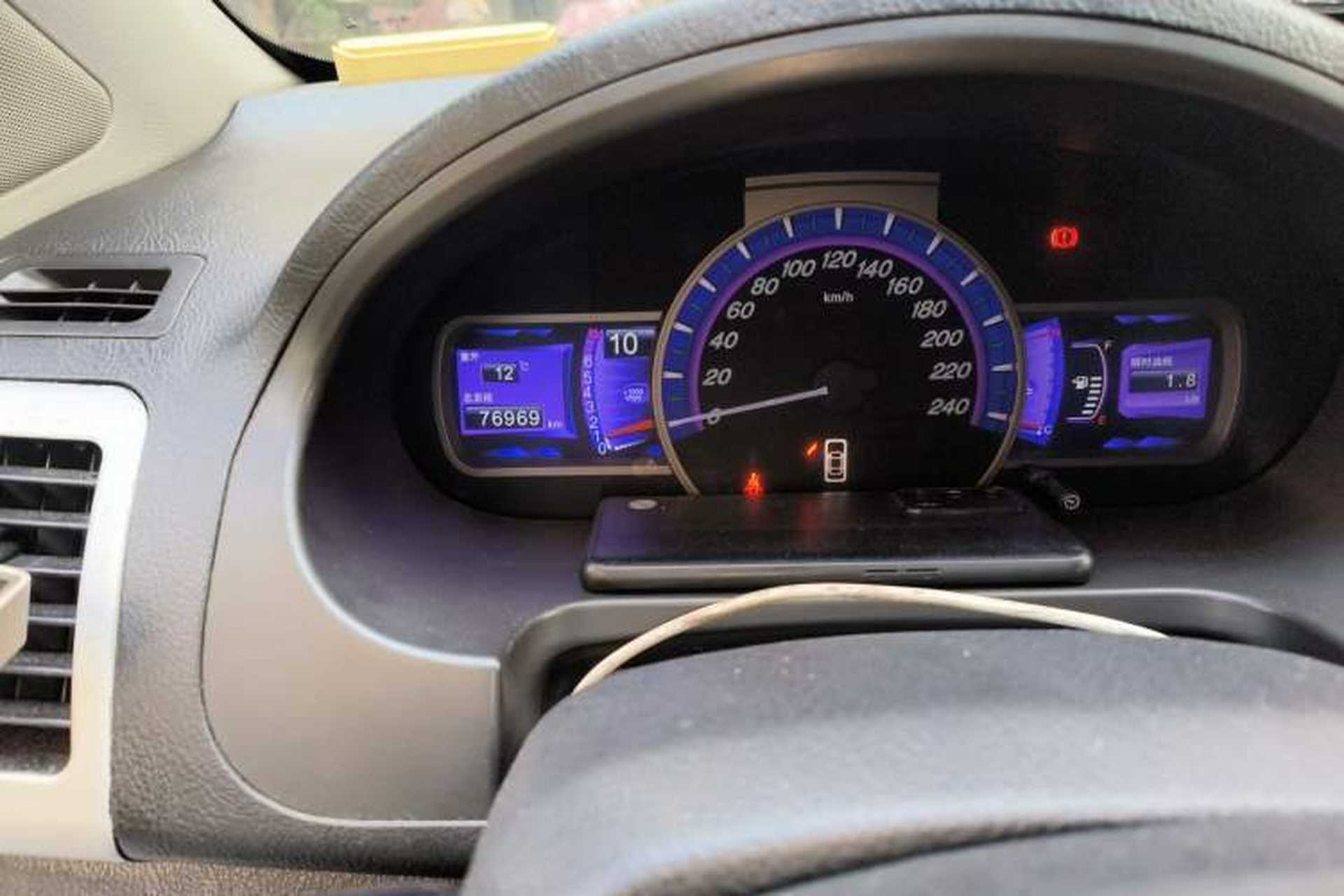 Used BYD S6 2014 2.0L Manual Luxury 5-Seater Odometer Close Up