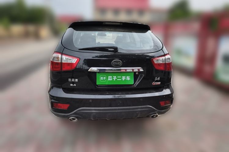 Used BYD S6 2014 2.4L Automatic Prestige 5-Seater Rear