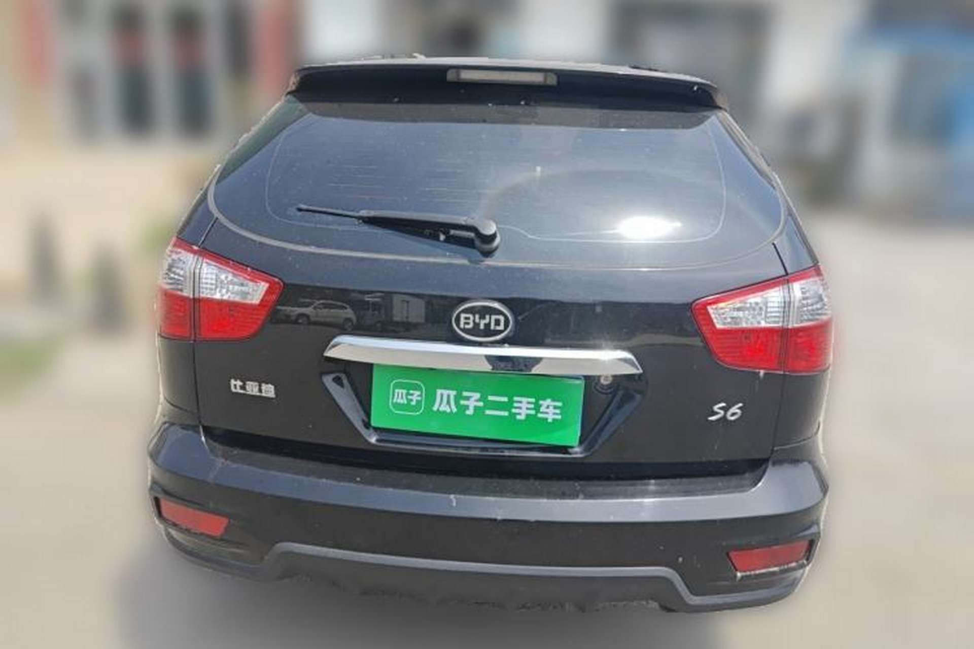 Used BYD S6 2014 2.0L Manual Luxury 5-Seater Rear