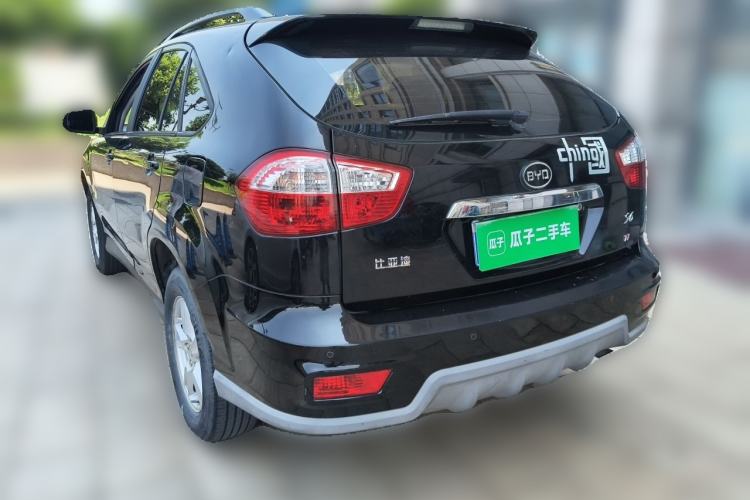 Used BYD S6 2014 1.5TI Manual Luxury 7-Seater Rear Left 45 Deg