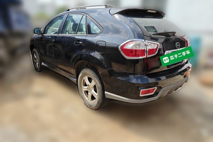 Used BYD S6 2014 2.0L Manual Luxury 5-Seater Rear Left 45 Deg