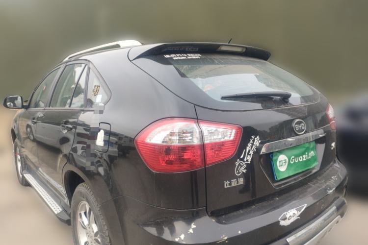 Used BYD S6 2014 2.0L Manual Luxury 5-Seater Rear Left 45 Deg