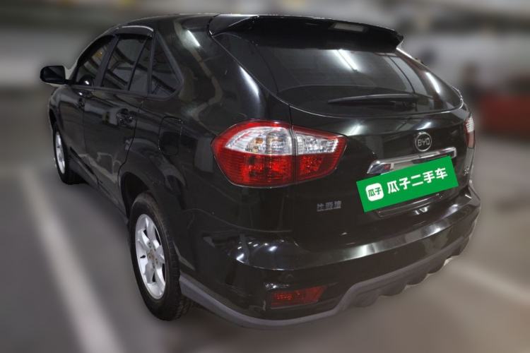 Used BYD S6 2014 2.0L Manual Luxury 7-Seater Rear Left 45 Deg