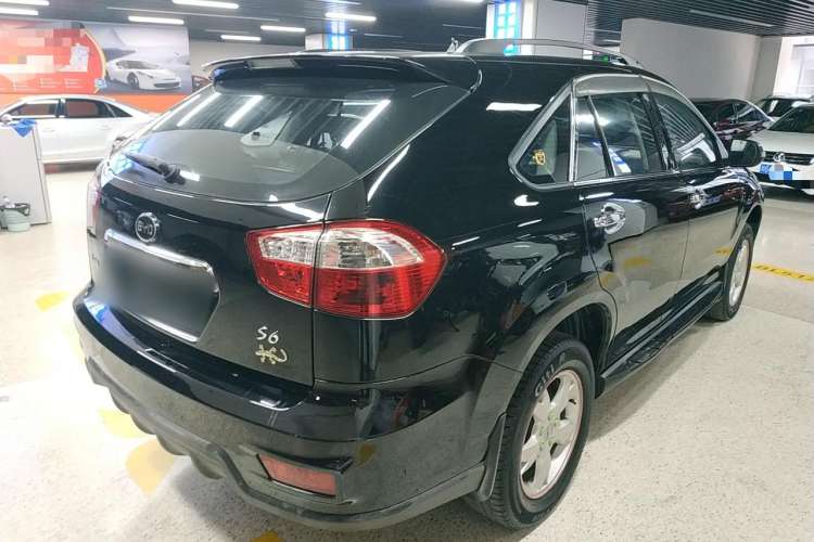 Used BYD S6 2014 2.0L Manual Luxury 5-Seater Rear Right 45 Deg
