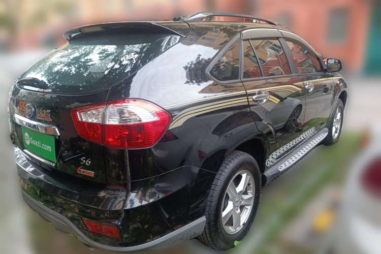 Used BYD S6 2014 2.4L Automatic Prestige 5-Seater Rear Right 45 Deg