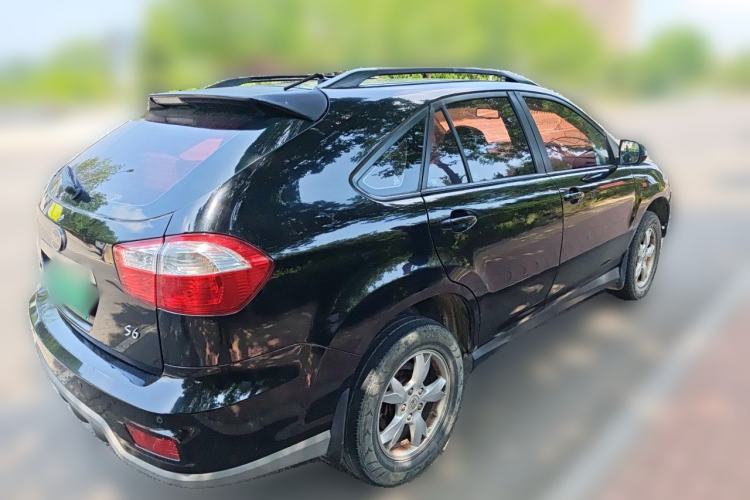 Used BYD S6 2014 2.0L Manual Luxury 5-Seater Rear Right 45 Deg