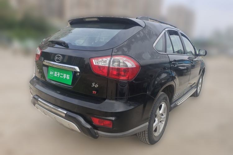 Used BYD S6 2014 1.5TI Manual Luxury 5-Seater Rear Right 45 Deg
