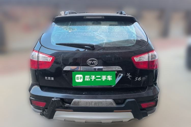Used BYD S6 2014 2.0L Manual Luxury 5-Seater Rear