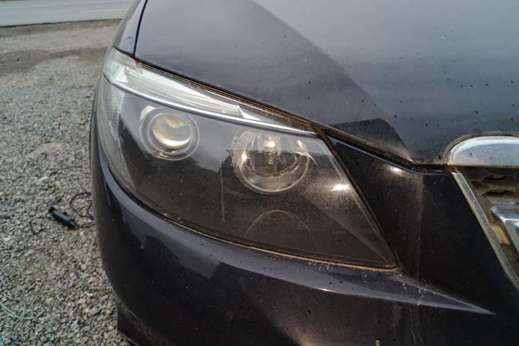 Used BYD S6 2014 1.5TI Manual Luxury 7-Seater Right Front Headlight