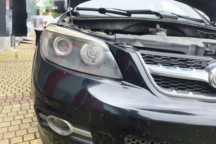 Used BYD S6 2014 2.4L Automatic Prestige 5-Seater Right Front Headlight