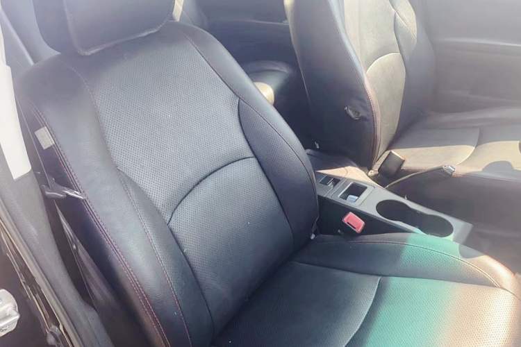 Used BYD S6 2014 1.5TI Manual Luxury 7-Seater Right Front Seat