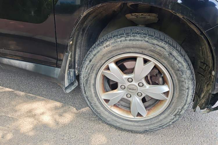 Used BYD S6 2014 2.0L Manual Luxury 5-Seater Right Front Wheel Hub