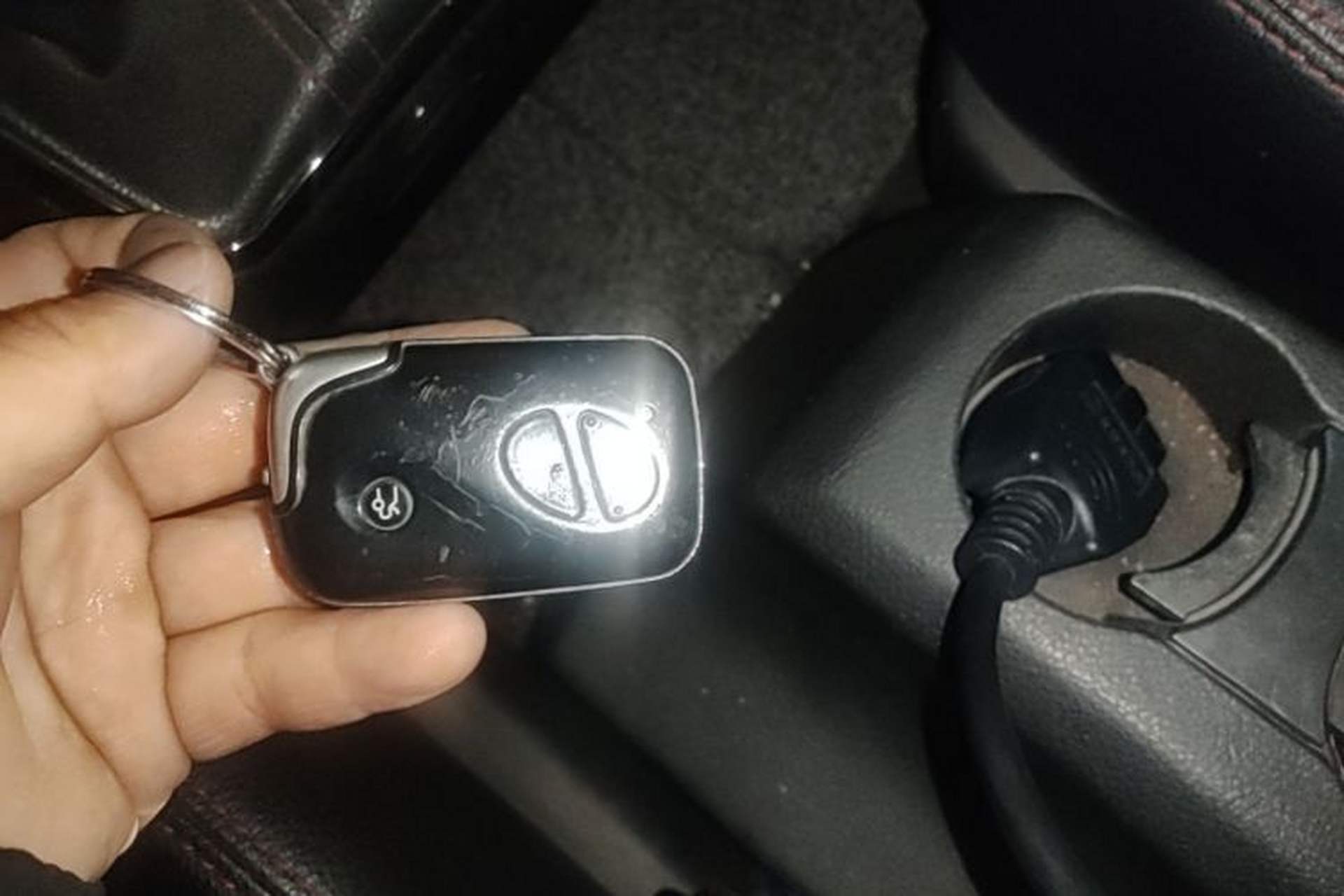 Used BYD S6 2014 2.0L Manual Luxury 5-Seater Vehicle Key