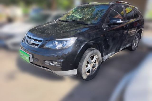 Used BYD S6 2014 2.0L Manual Luxury 5-Seater