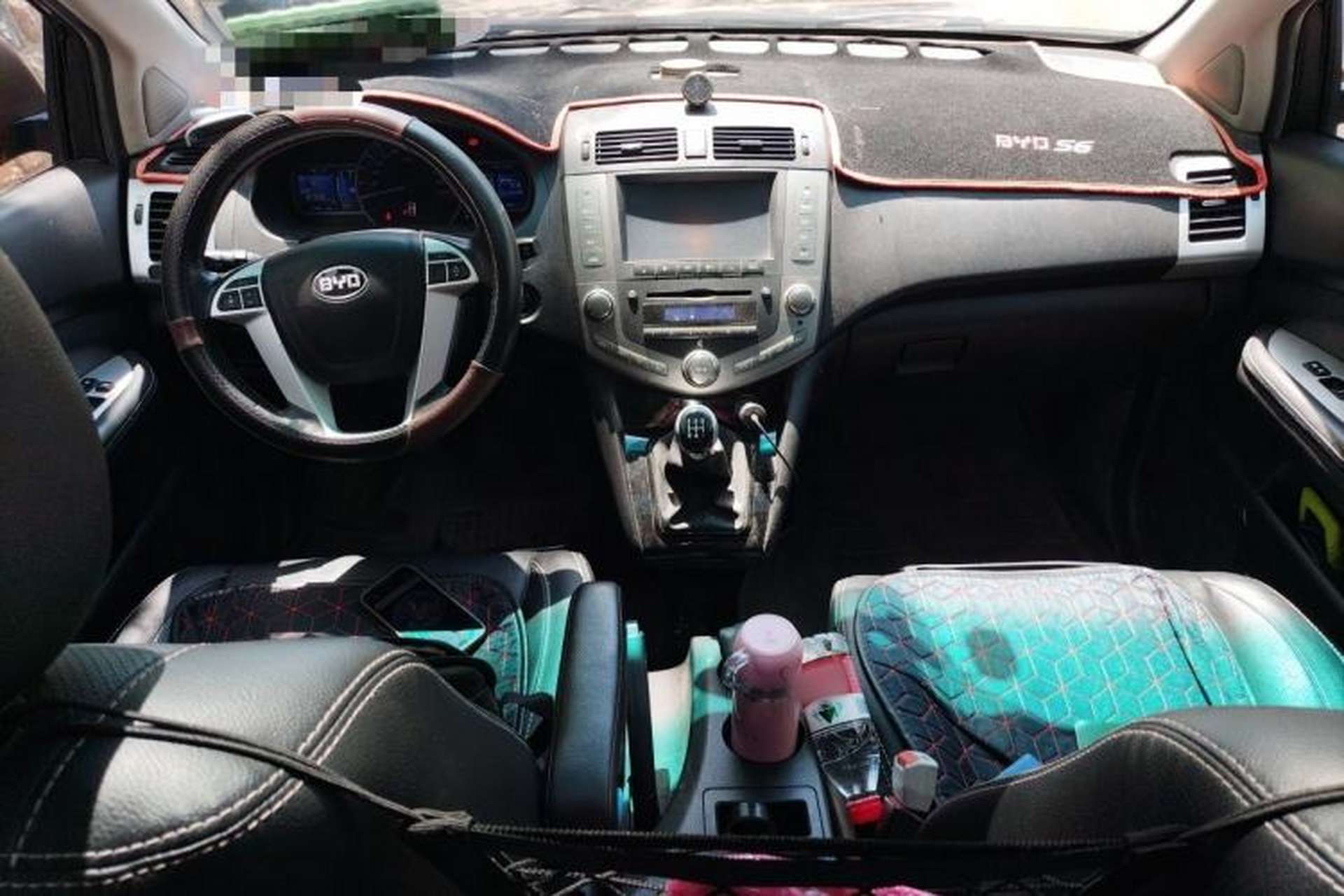 Used BYD S6 2014 2.0L Manual Elite Version 5 Seats Center Console
