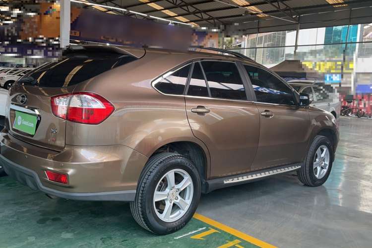 Used BYD S6 2014 1.5TI Manual Luxury 5-Seater Exterior 2