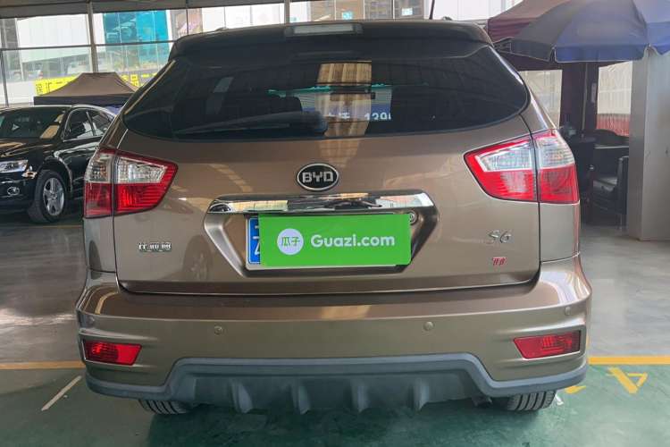 Used BYD S6 2014 1.5TI Manual Luxury 5-Seater Exterior 4