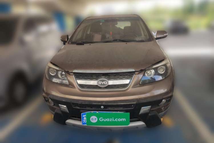 Used BYD S6 2014 1.5TI Manual Luxury 5-Seater Front