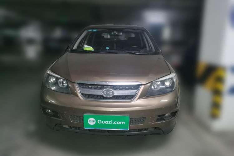 Used BYD S6 2014 1.5TI Manual Luxury 5-Seater Front