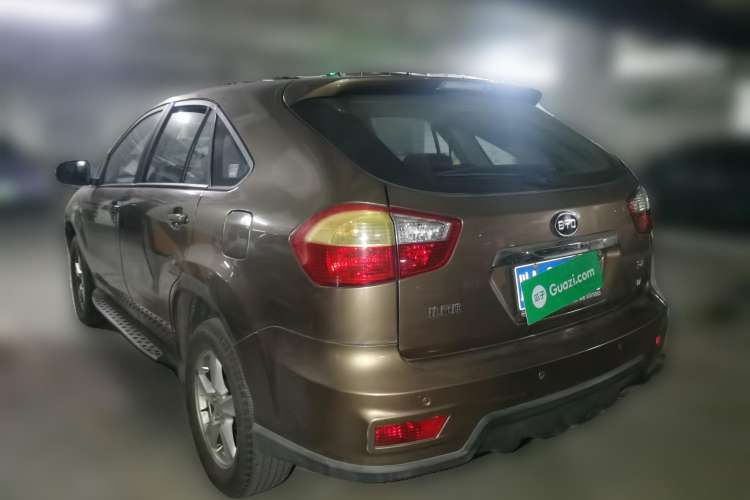 Used BYD S6 2014 1.5TI Manual Luxury 5-Seater Rear Left 45 Deg