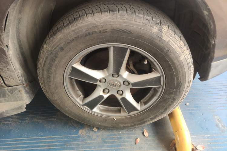 Used BYD S6 2014 1.5TI Manual Luxury 5-Seater Right Front Wheel Hub
