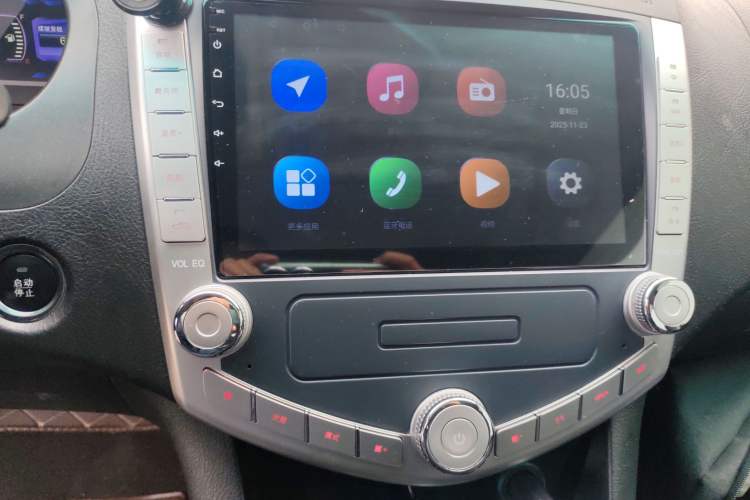 Used BYD S6 2014 2.4L Automatic Prestige 7-Seater Audio And AC Panel