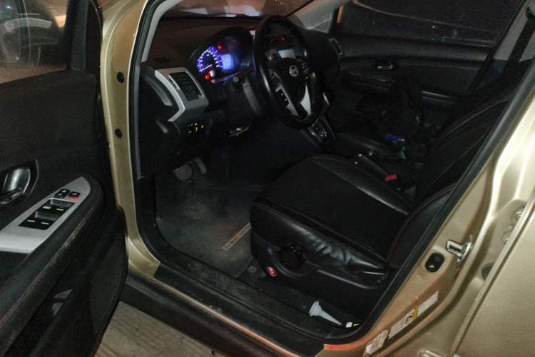 Used BYD S6 2014 2.4L Automatic Prestige 5-Seater Driver Seat