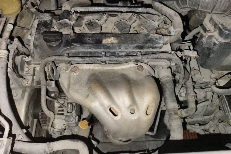 Used BYD S6 2014 2.4L Automatic Prestige 5-Seater Engine Bay