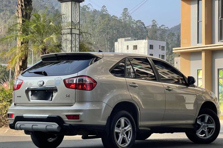 Used BYD S6 2014 2.0L Manual Luxury 5-Seater Exterior 8
