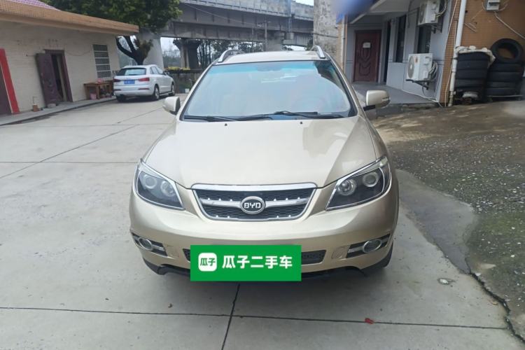 Used BYD S6 2014 2.0L Manual Luxury 5-Seater Front