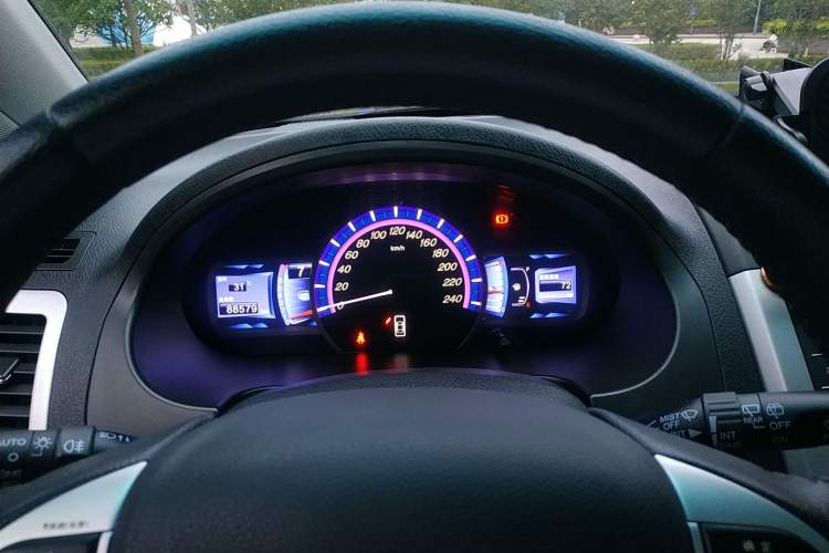 Used BYD S6 2014 1.5TI Manual Luxury 5-Seater Instrument Cluster